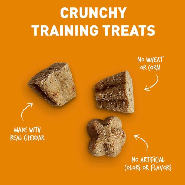 Cloud Star Tricky Trainers Crunchy Dog Training Treats 8 oz Pouch, Cheddar Flavor, Low Calorie Behavior Aid with 450 treats - Image 4