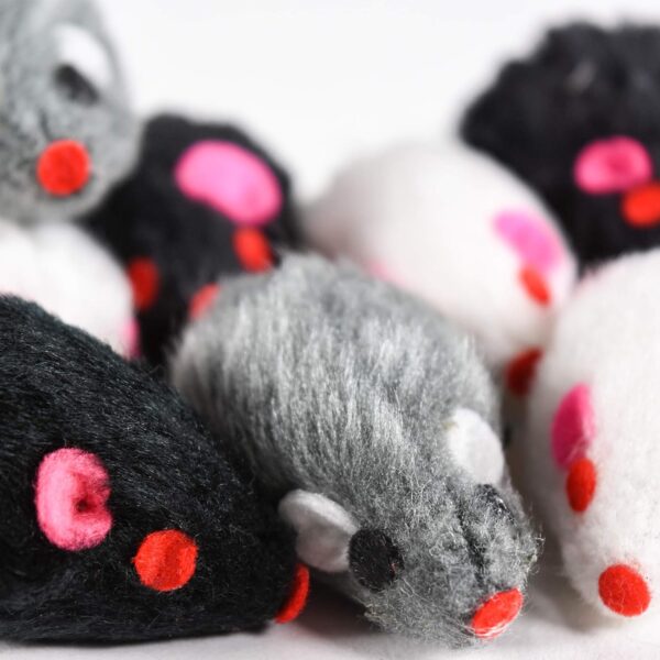 Penn-Plax Play Fur Mice Cat Toys | Mixed Bulk Bag of 12 Play Mice with Rattling Noise | 3 Color Variety Pack - CAT531, Black and White - Image 4