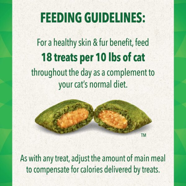 Greenies Feline Smartbites Skin & Fur Crunchy and Soft Natural Cat Treats, Salmon Flavor, 2.1 oz. Pack - Image 7