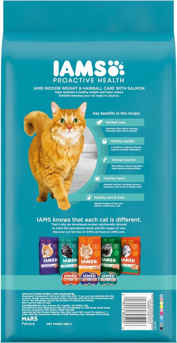 IAMS Proactive Health Indoor Weight & Hairball Care Adult Dry Cat Food with Salmon, 3.5 lb. Bag - Image 2