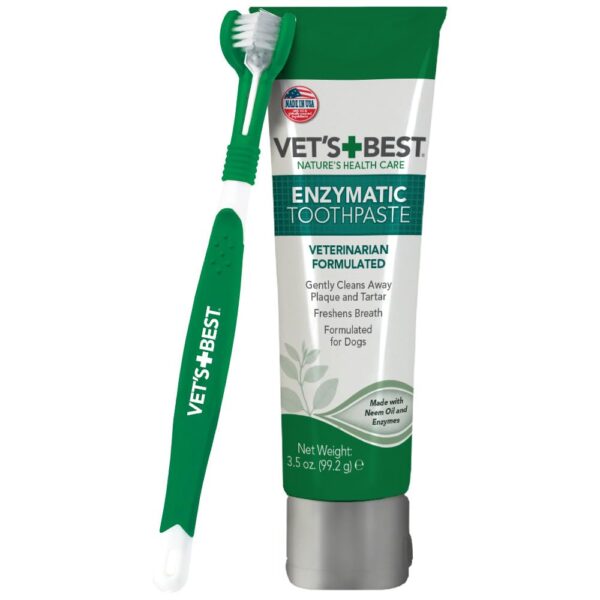 Vet's Best Dog Toothbrush & Toothpaste Kit - Natural Ingredients Reduce Plaque, Whiten Teeth, Freshen Breath