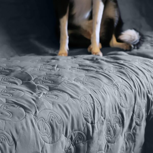 Kritter Planet No Slip Pet Couch Cover, Waterproof Dog Blanket Bed Cover, Washable Sofa Furniture Protector Pad Mat for Dogs Cats - Image 8