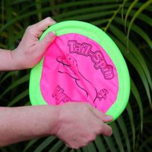 Chuckit! Petmate Booda Tail-Spin Flyer Floating Dog Frisbee, Multi, 10-Inch - Image 3