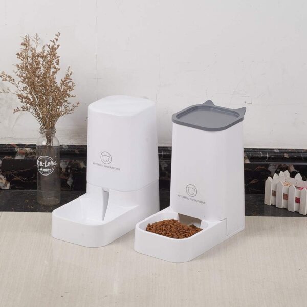 XhuangTech Automatic Feeder Set, 1-Gallon Water Dispenser and 2.1kg Pet Food Feeder, Small Pet Waterer and Feeder, Self-Dispensing, Polypropylene Material, For Cats and Dogs - Image 6