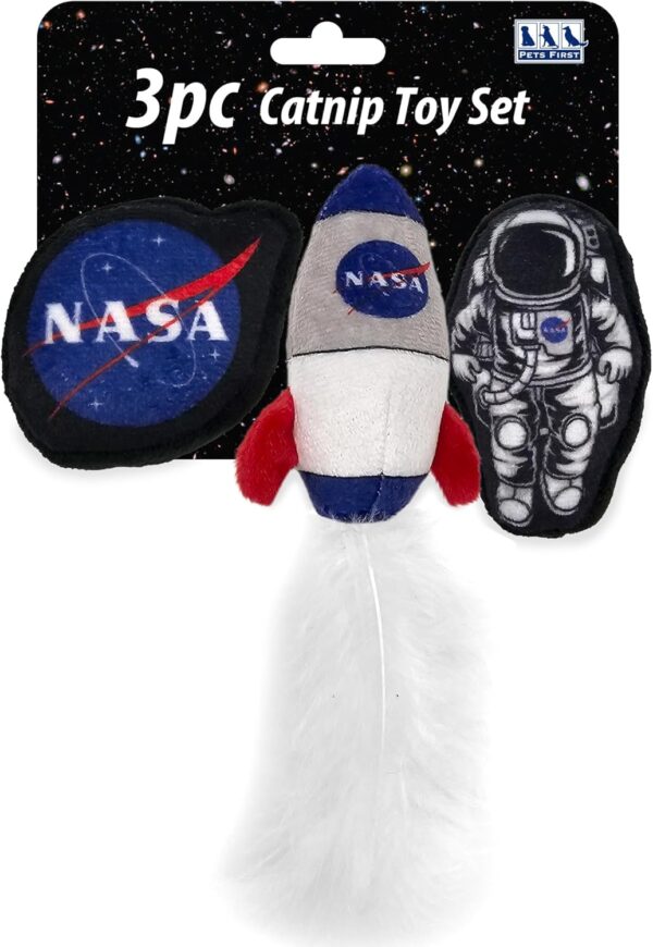 BEST PLUSH CAT TOYS - NASA Complete Set of 3 Cat Toys filled with Fresh Catnip. Includes: 1 Astronaut Shaped Toy, 1 Rocketship Toy with Feathers, & 1 Planet Shaped Toy. Beautiful NASA LOGOS