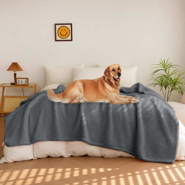 Super Soft Dog Blanket for Bed, Sherpa Fleece Dog Blankets for Large Dogs, Pet Blankets for Bed Couch Sofa, Plush Furniture Protector, Dark Gray, XL