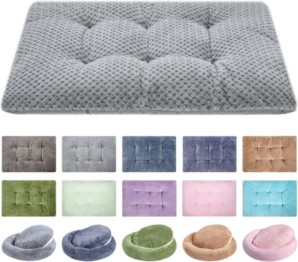 WONDER MIRACLE Fuzzy Deluxe Pet Beds, Super Plush Dog or Cat Beds Ideal for Dog Crates, Machine Wash & Dryer Friendly (15" x 23", S-Grey)