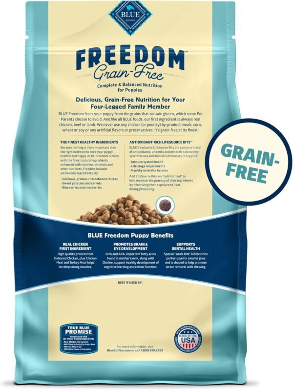 Blue Buffalo Freedom Grain-Free Adult Dry Cat Food, Complete & Balanced Nutrition for Indoor Cats, Made with Natural Ingredients, Fish Recipe, 5-lb. Bag - Image 2