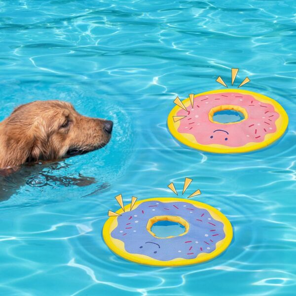 MEWTOGO Dog Pool Floating Toys - Donut Squeaky Water Toys for Small Medium Dogs, Durable Oxford Fabric Interactive Flying Discs for Summer Outdoor Pool Playing, 2PCS